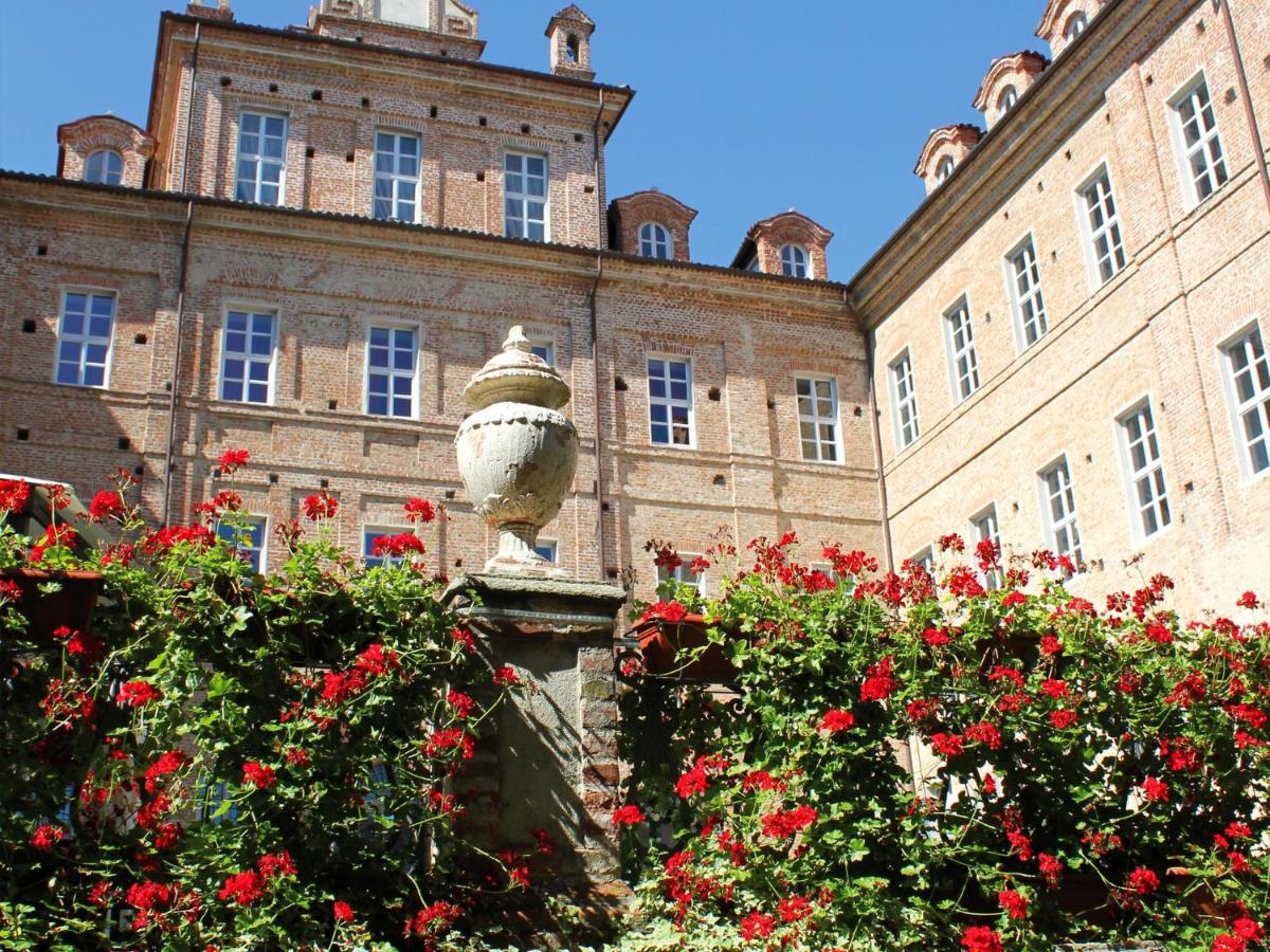 Montaldo Castle & Resort Montaldo Torinese Exterior foto